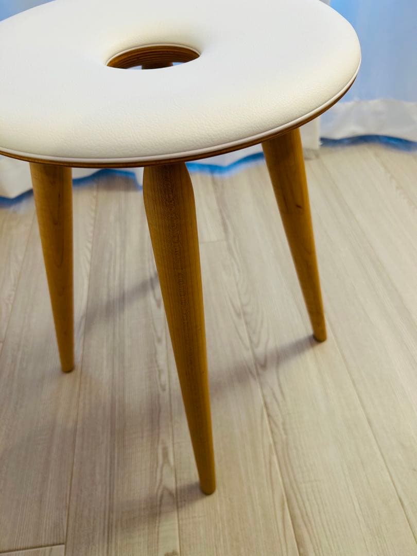 天童木工　リングスツール・ホワイト
