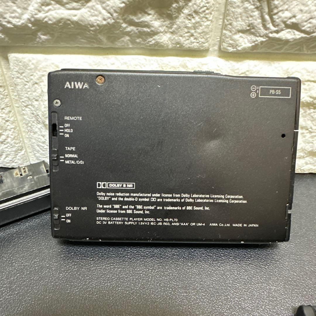 アイワAIWA HS-PL70ポータブルカセットプレーヤー通電確認済　ジャンク品