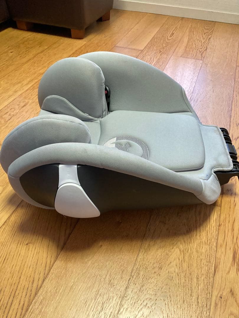 Cybex チャイルドシート グレー isofix