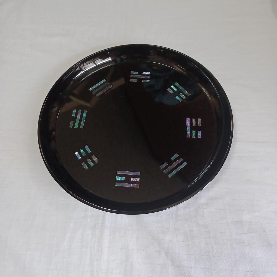 八卦盆(螺鈿入)と大円盆