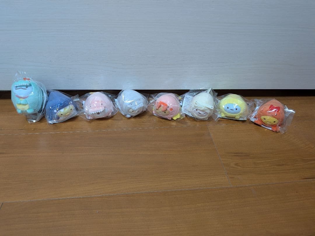 大絶滅展すみっコぐらし　てのりぬいぐるみ全8種　ステッカー全9種