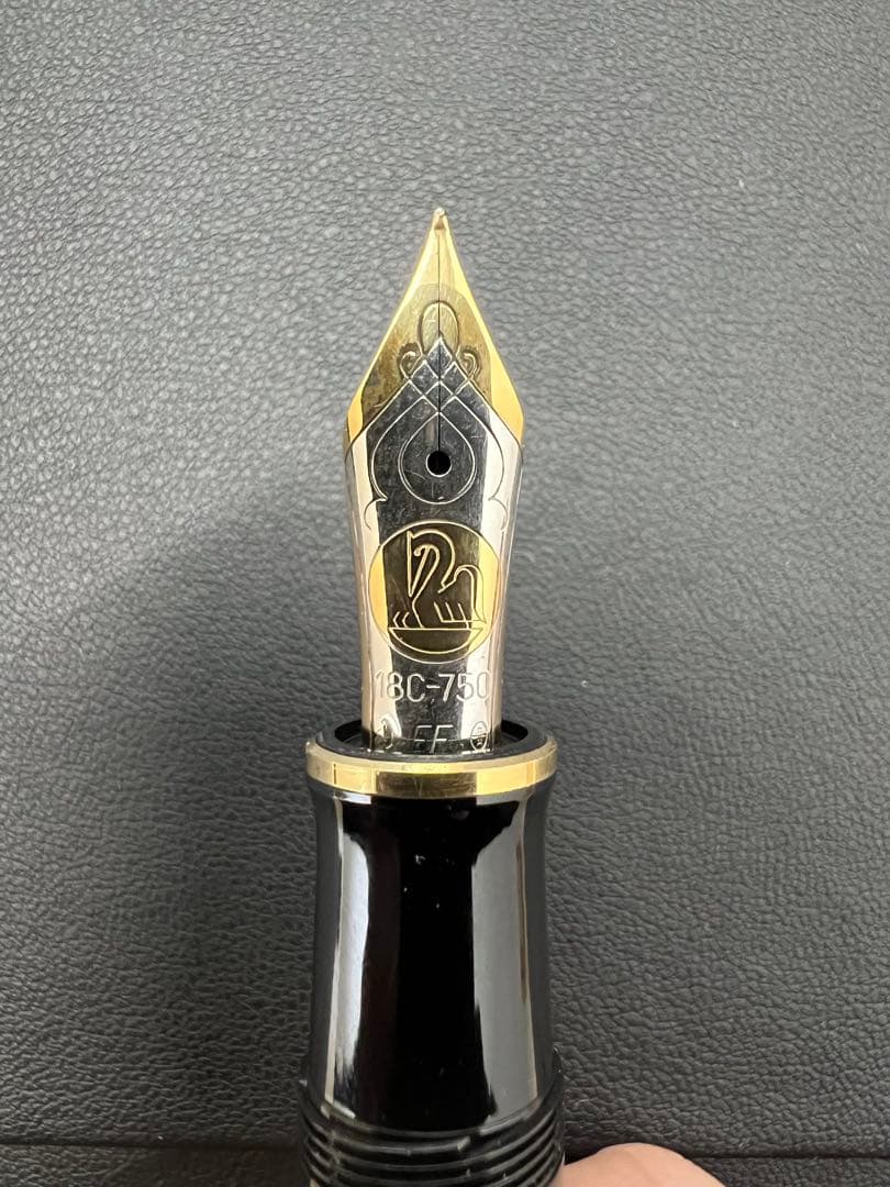 【美品】ペリカン スーベレーン M800 万年筆 EF文字 ブラック