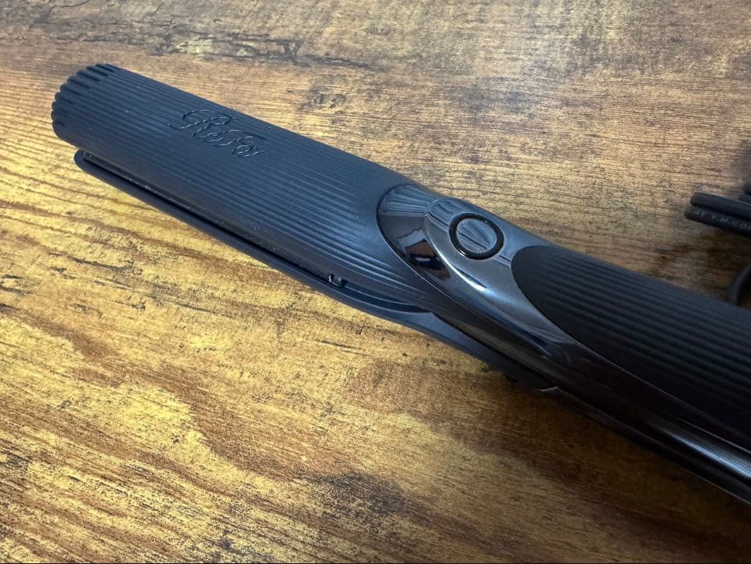 リファ ストレートアイロン　PRO