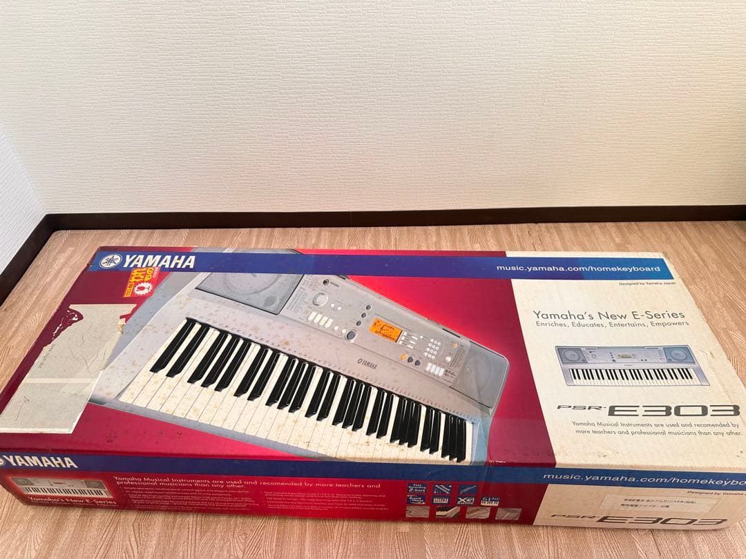 Yamaha E303 電子キーボード