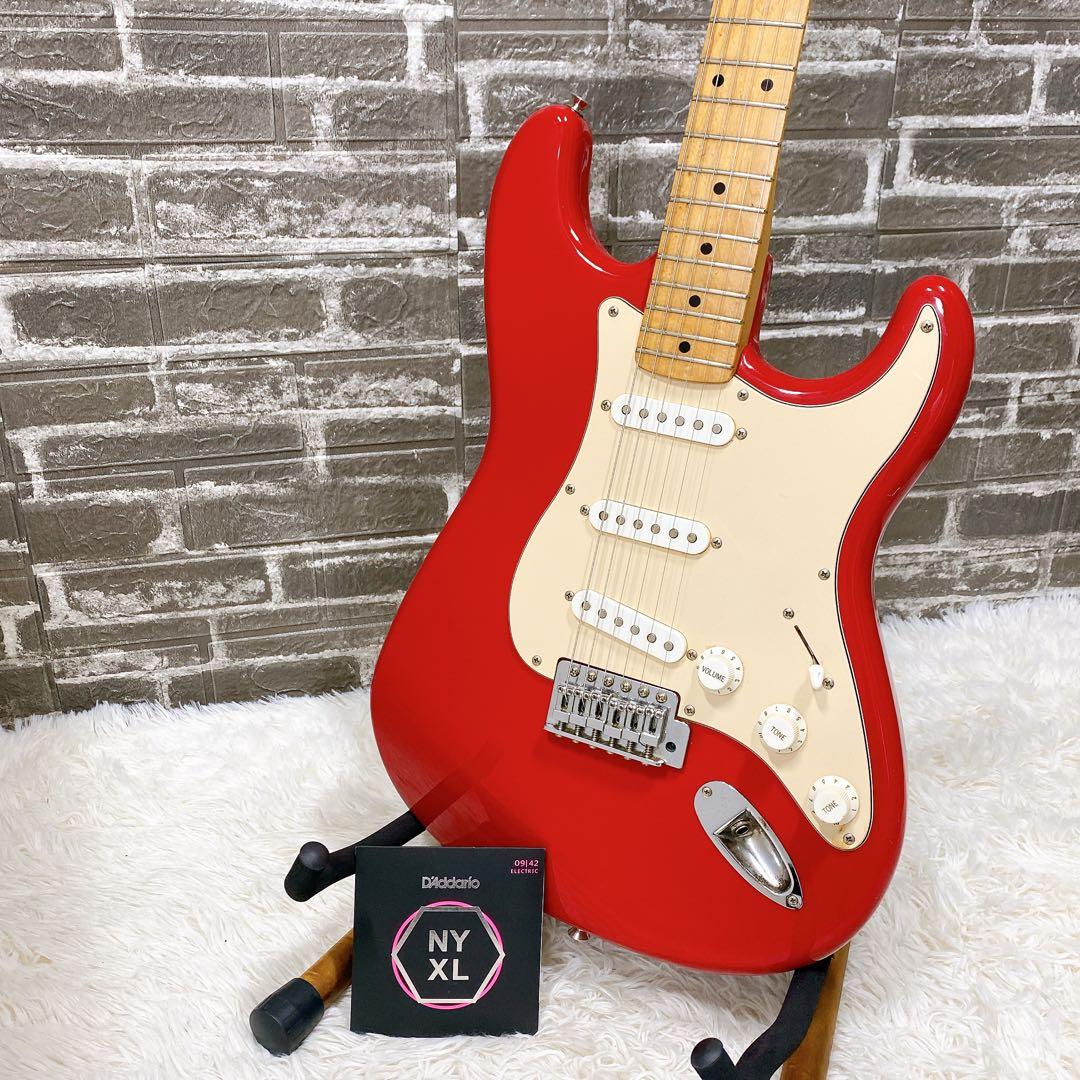 Squier ストラトキャスター　by fender スクワイア　エレキギター