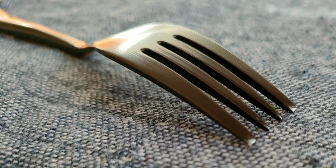 伏見眞樹さん作 漆のディナーフォーク