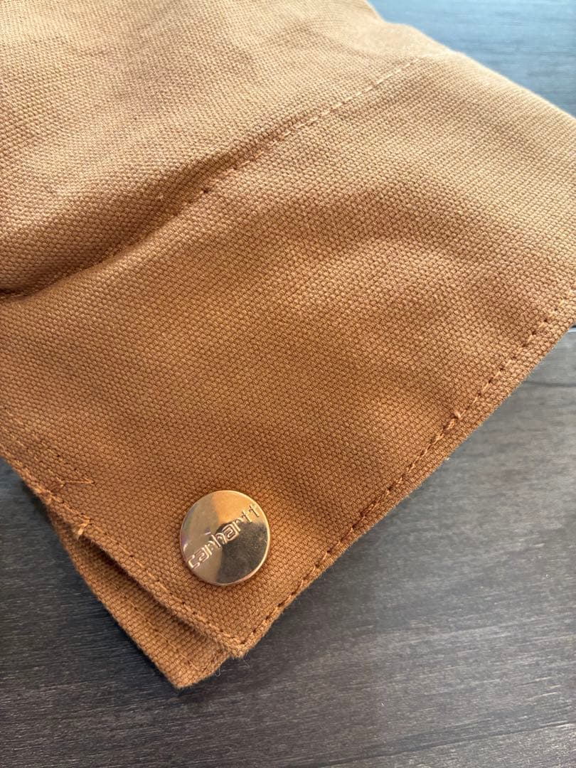 Carhartt ブラウンジャケット