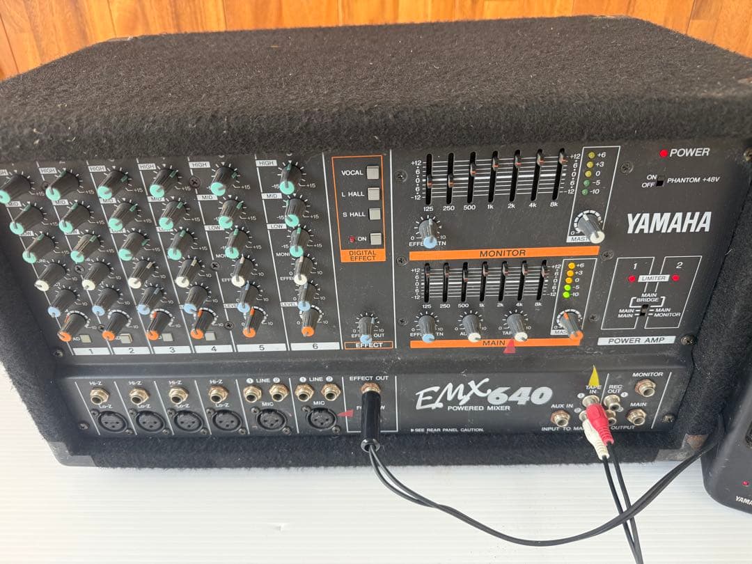YAMAHA パワードミキサー EMX640 (a14)