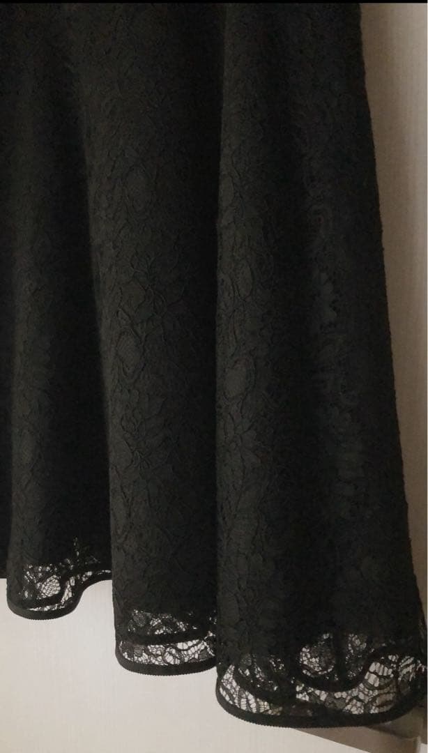 【新品未使用】望月順子さんマグノリアコレクション　黒レーススカートミディ丈