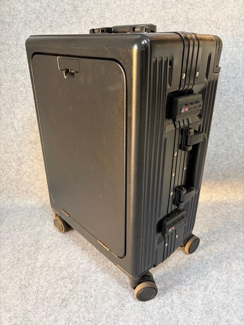【タビトラ】スーツケース　キャリーカート USBポート付き