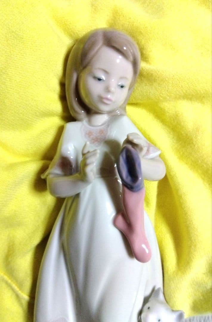 リヤドロ　サンタをまって