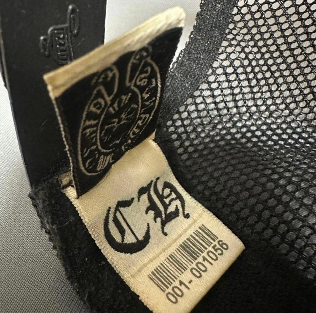 正規品 クロムハーツ　セメトリークロスパッチトラッカーキャップ