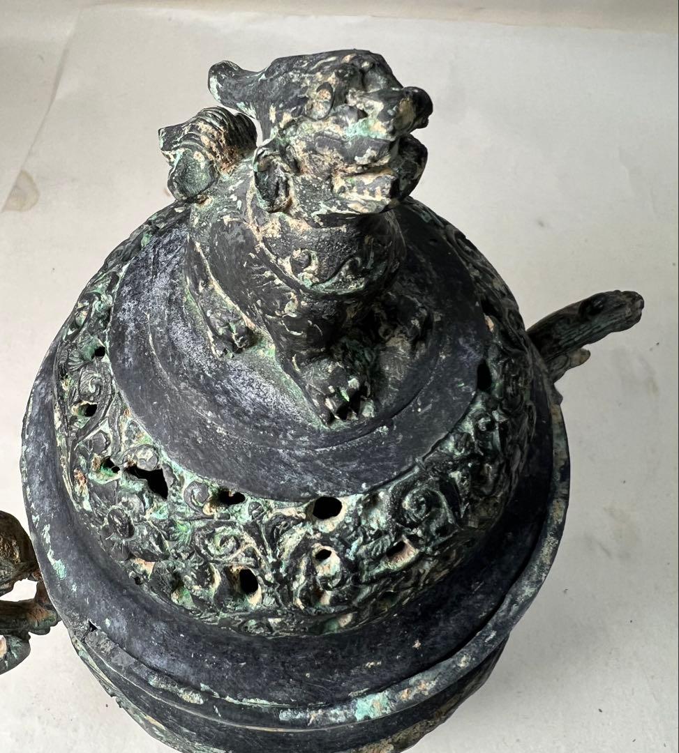 清時代　乾隆年製　獅子双龍紋　古銅　三つ足香炉　中国古玩