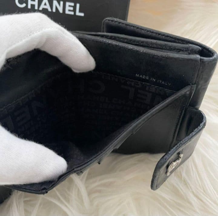 シャネル CHANEL 財布 二つ折り アイコンライン ココマーク ブラック
