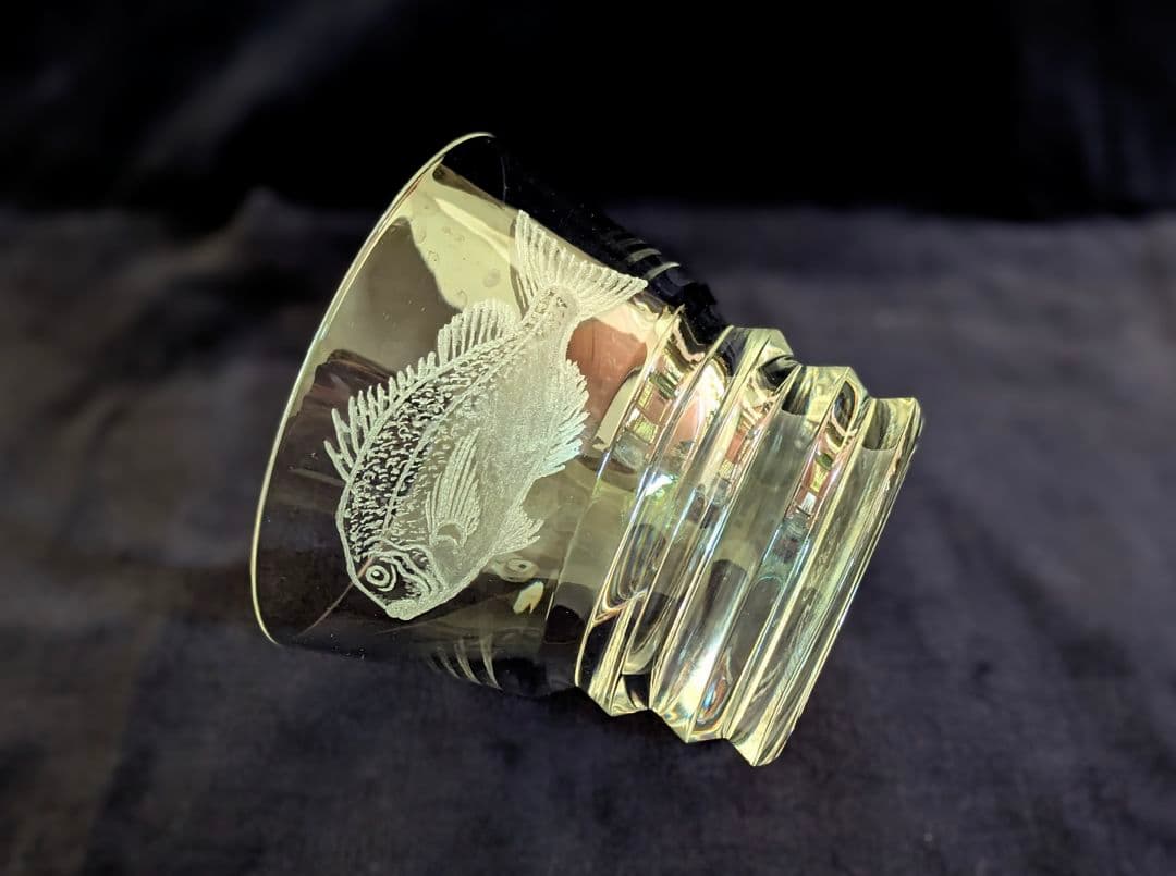 Baccarat 鯛の彫刻 ロックグラス 専用箱付き