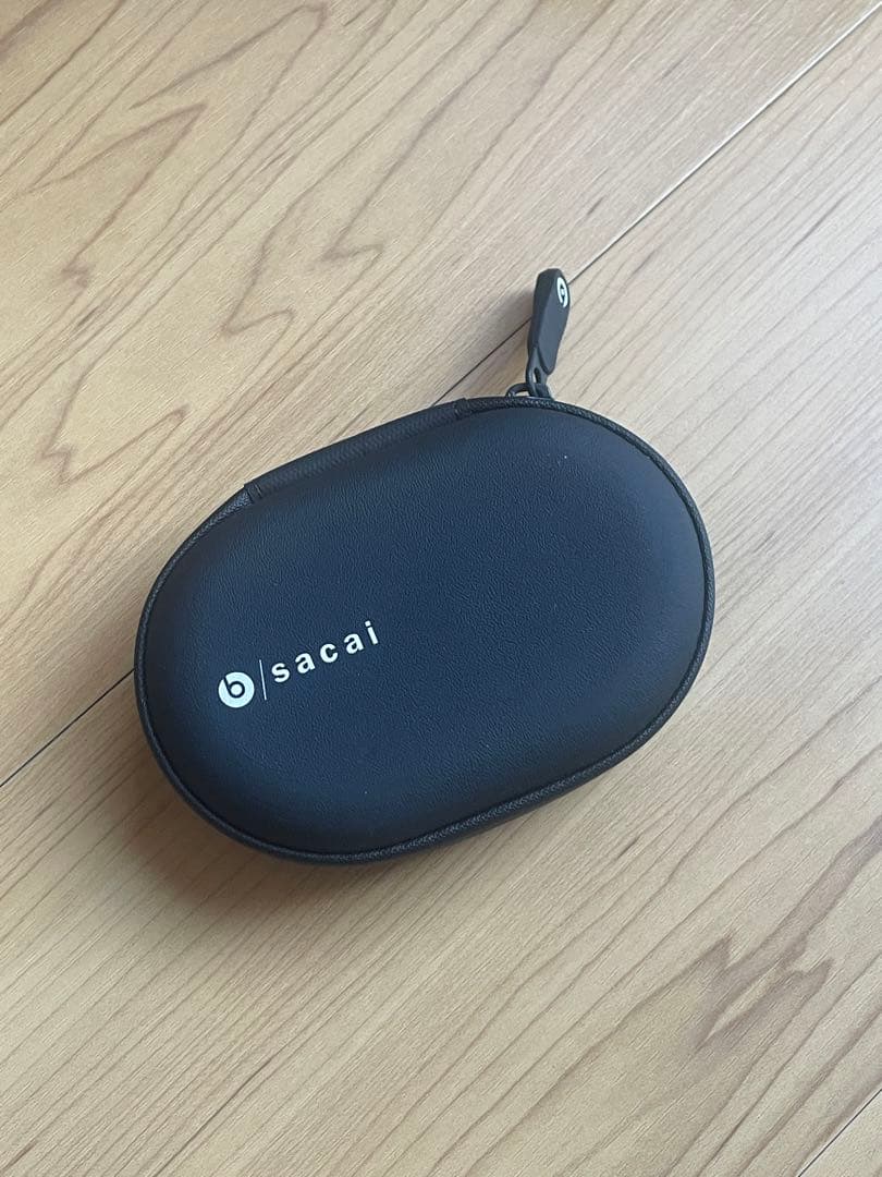 そ*様 激レア sacai × beats Earphone ネックレス ジャン