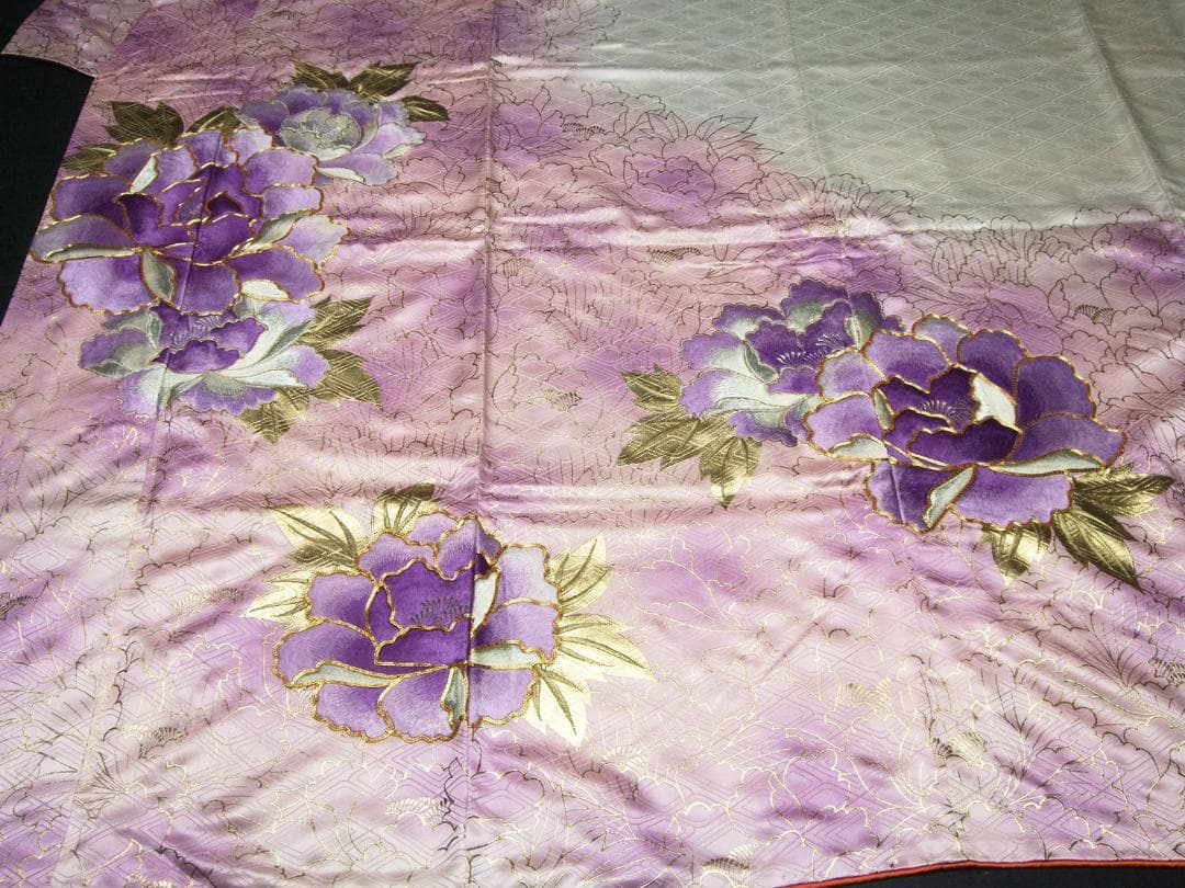 ぷっくり手刺繍の大輪牡丹　振袖フルセット　ｍ43　成人式