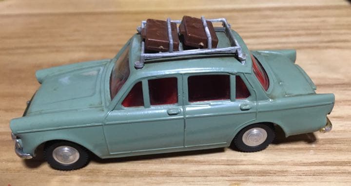 処分価格　SPOT-ON HILLMAN MINX 1800ミニカー