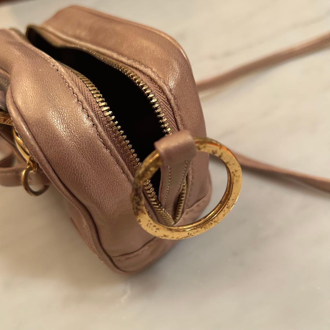 ロエベ　LOEWE 国内正規品　ミニポシェット　ゴールド　used