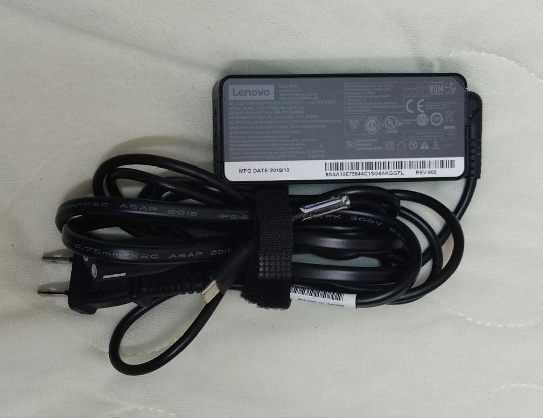 Lenovo ThinkPad X280ノートPC 第8世代CPU