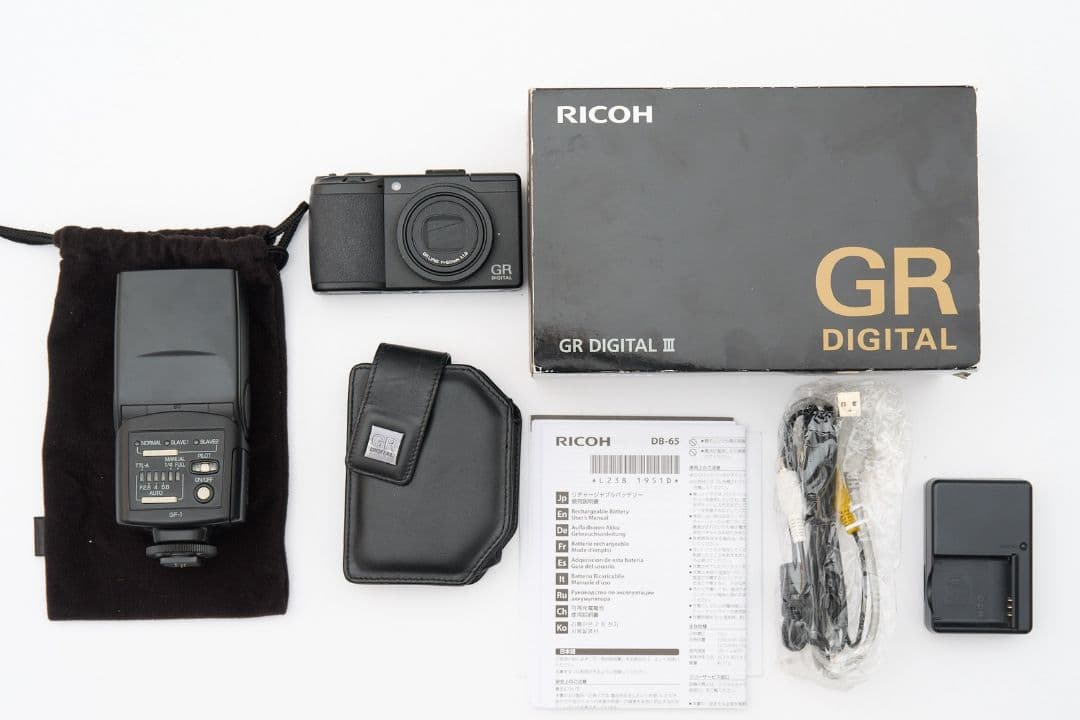 RICOH GR DIGITAL Ⅲコンパクトデジタルカメラ