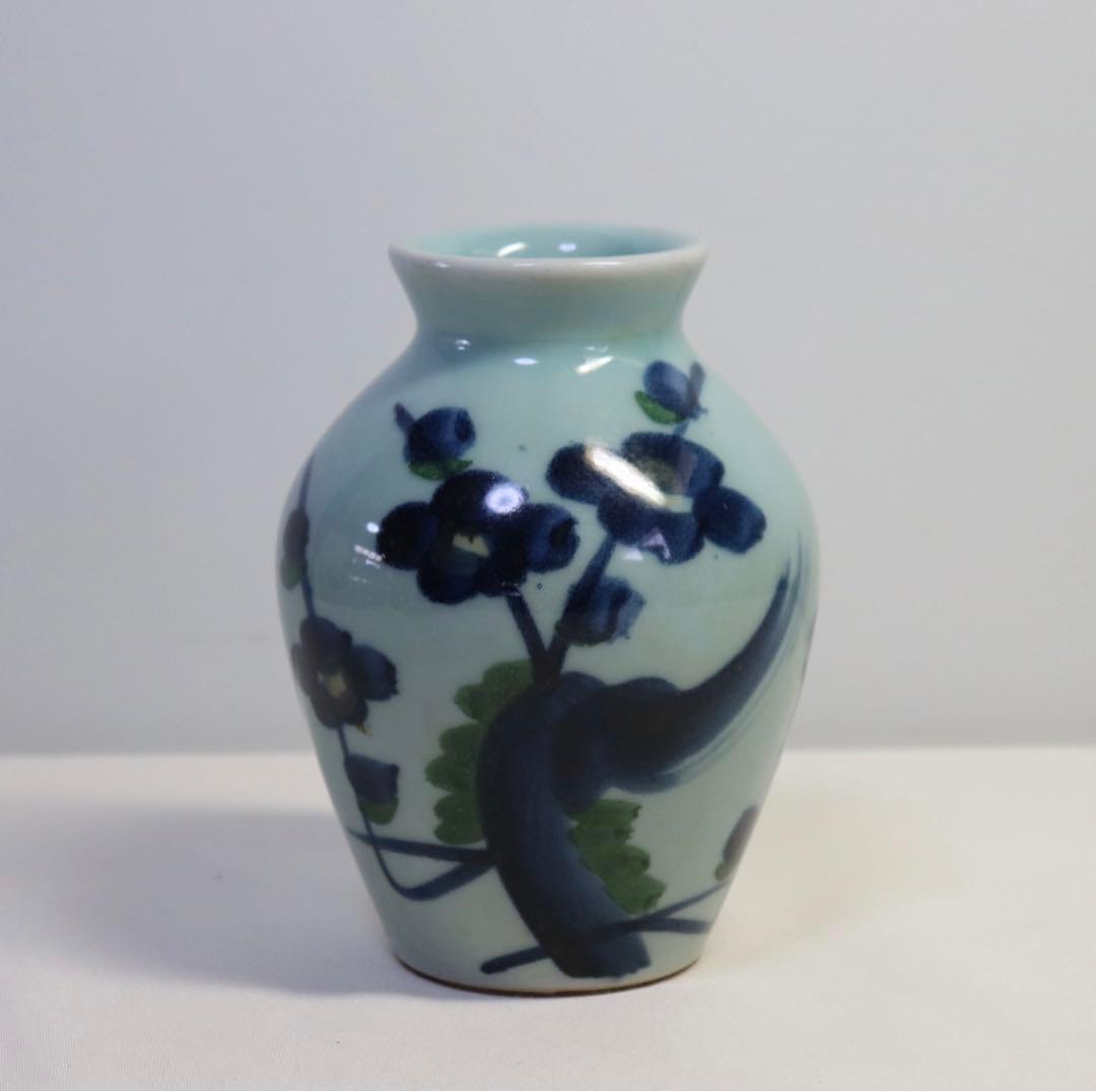 中国　民国期　豆釉釉下藍緑彩小瓶　送料込み0831