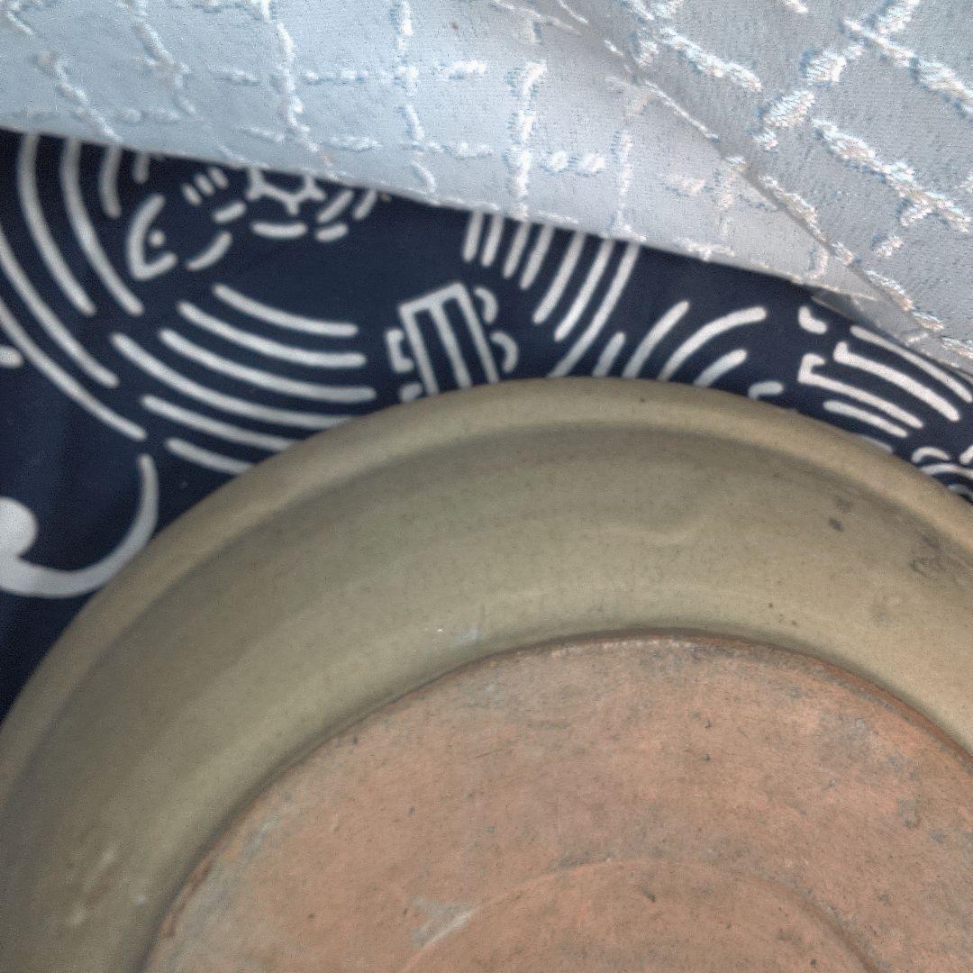 骨董３ 花模様の陶器の皿