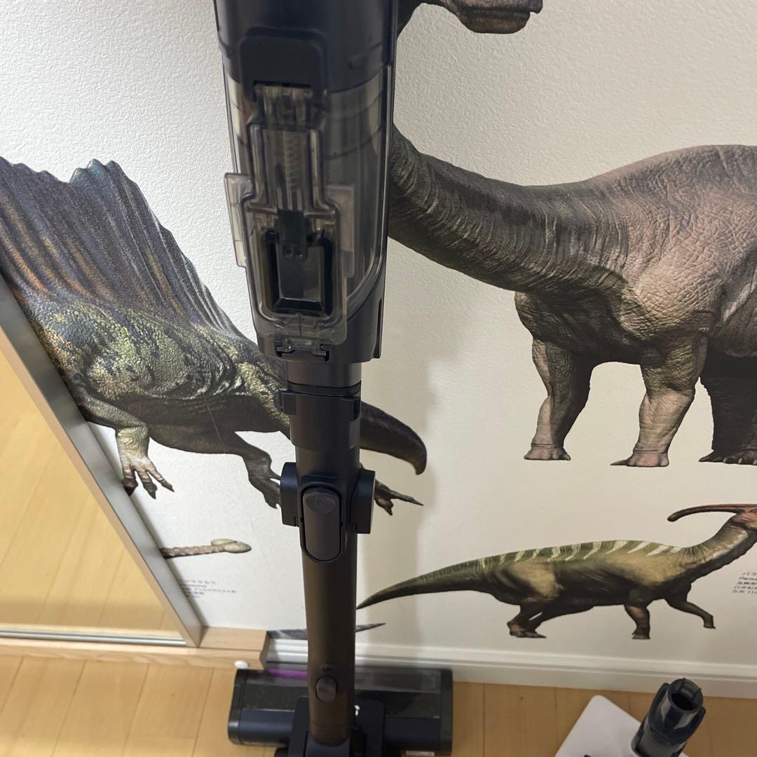 SHARKシャーク　自動ゴミ収集ドック搭載 コードレスクリーナー　展示品