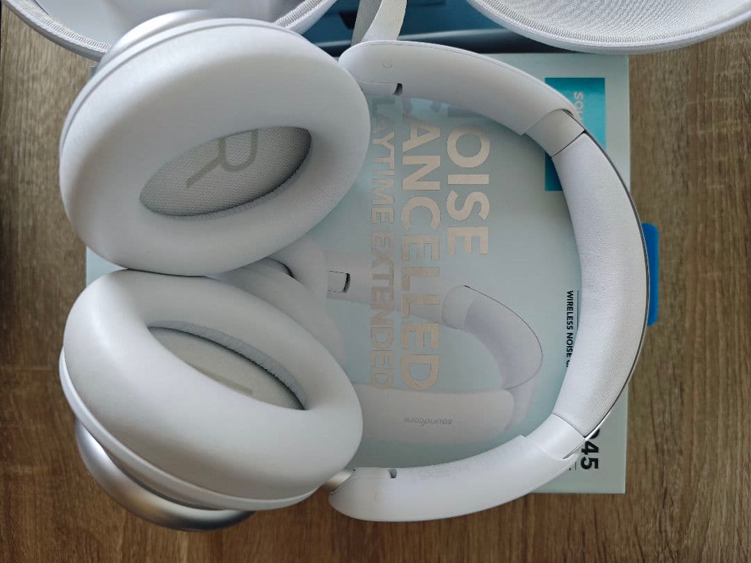 Soundcore Q45 ホワイト ワイヤレスヘッドホン