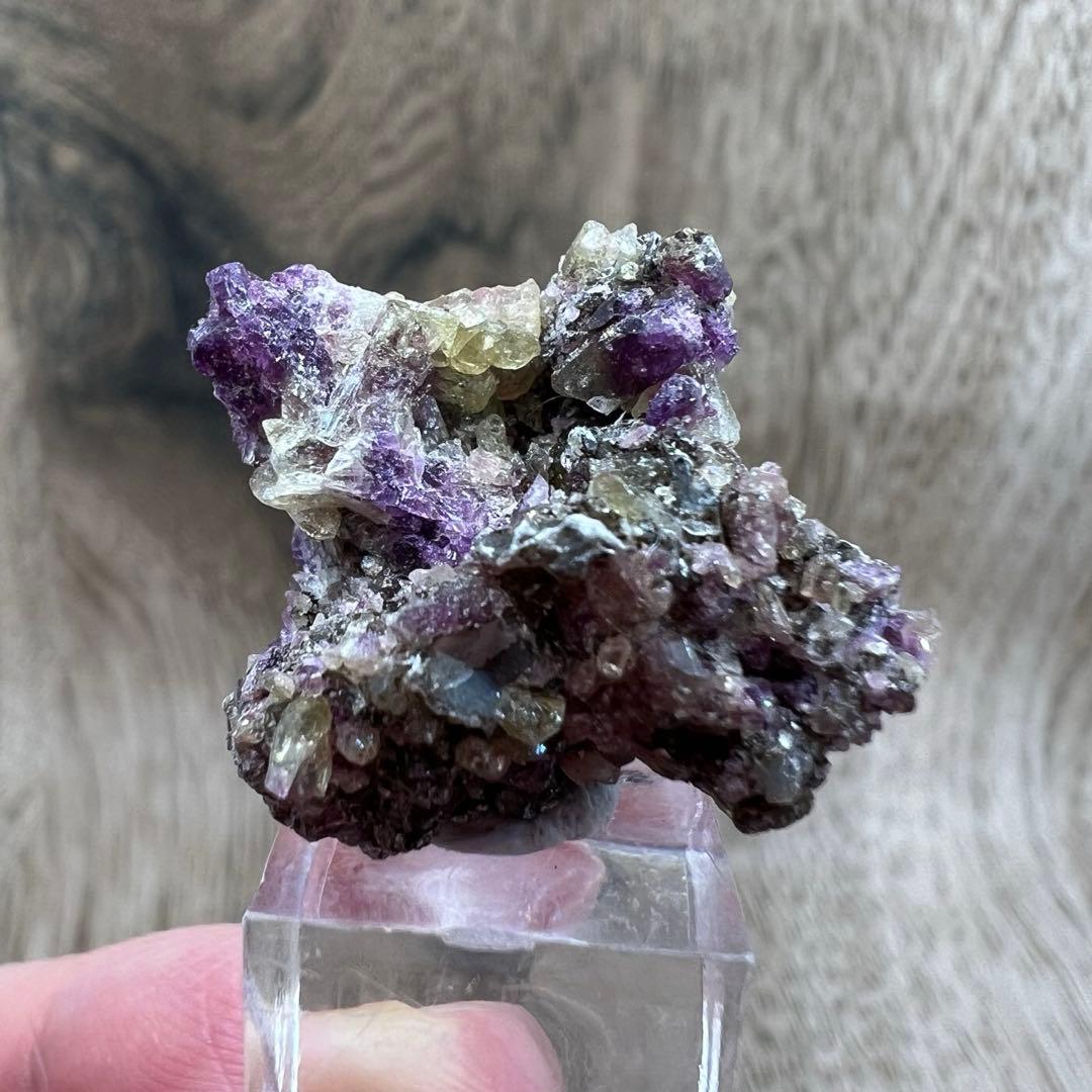 ベスビアナイト A10 鉱物 標本 原石