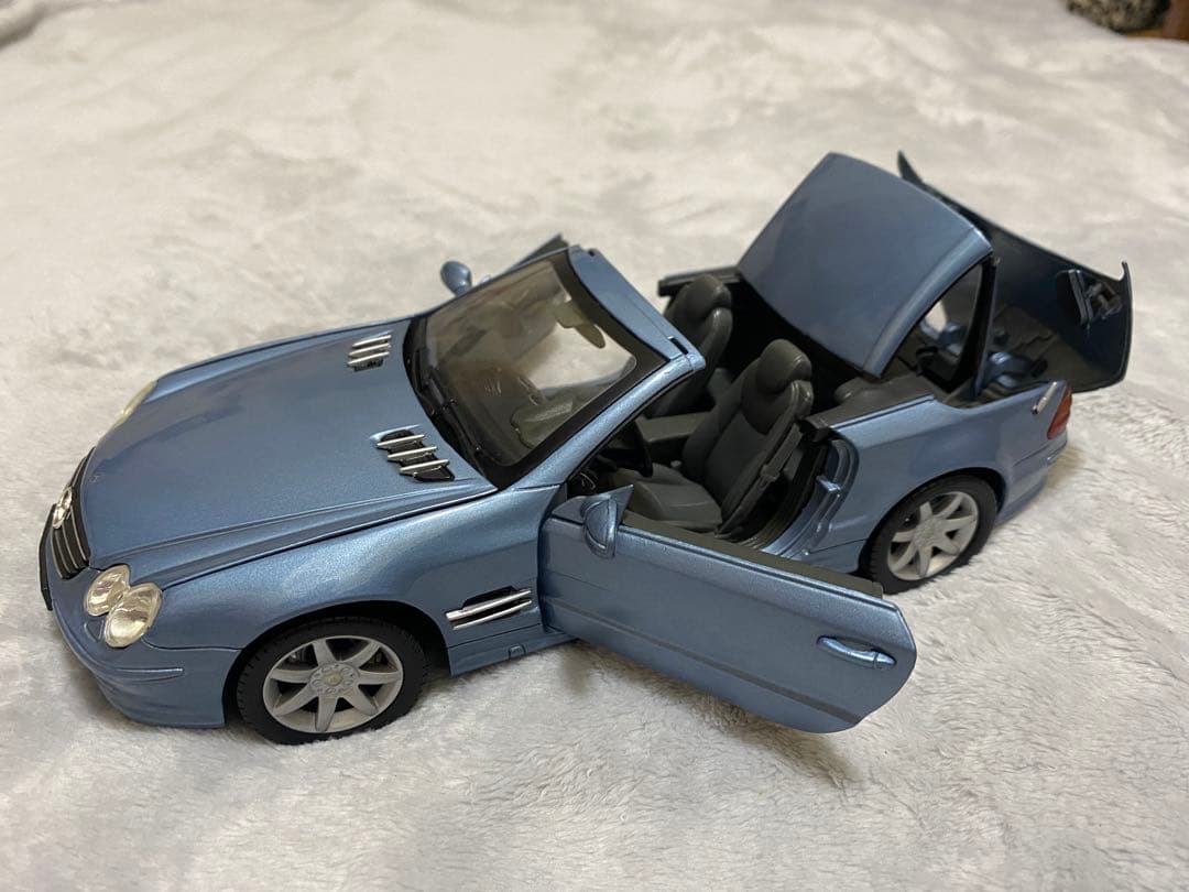 ミニカー MOTORMAX Mercedes-Benz SL500 1/18