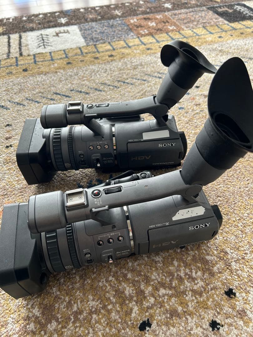 SONY HDR-FX7 プロ向けフルハイビジョンビデオ　２台セット