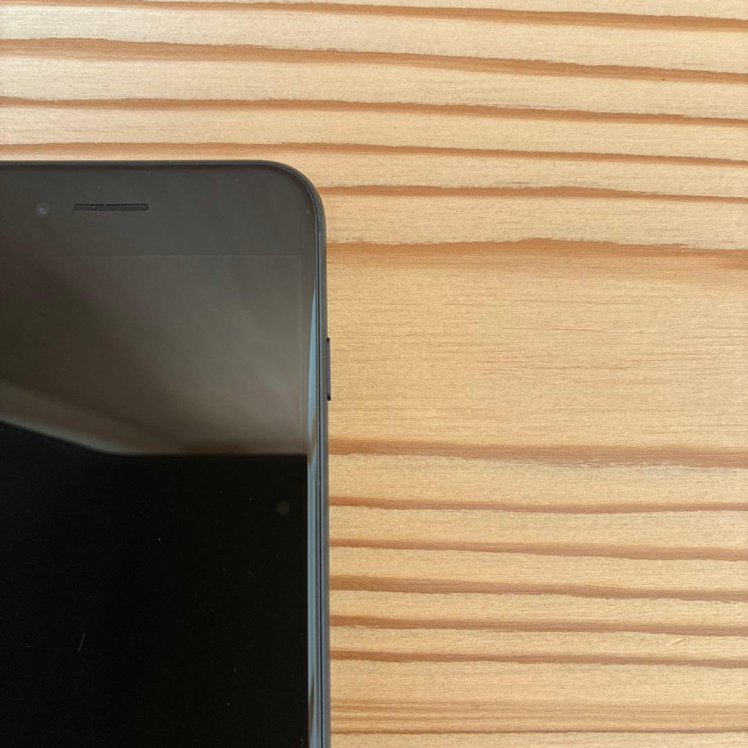 【美品】純正バッテリー iPhone SE3 ブラック128 GB 本体