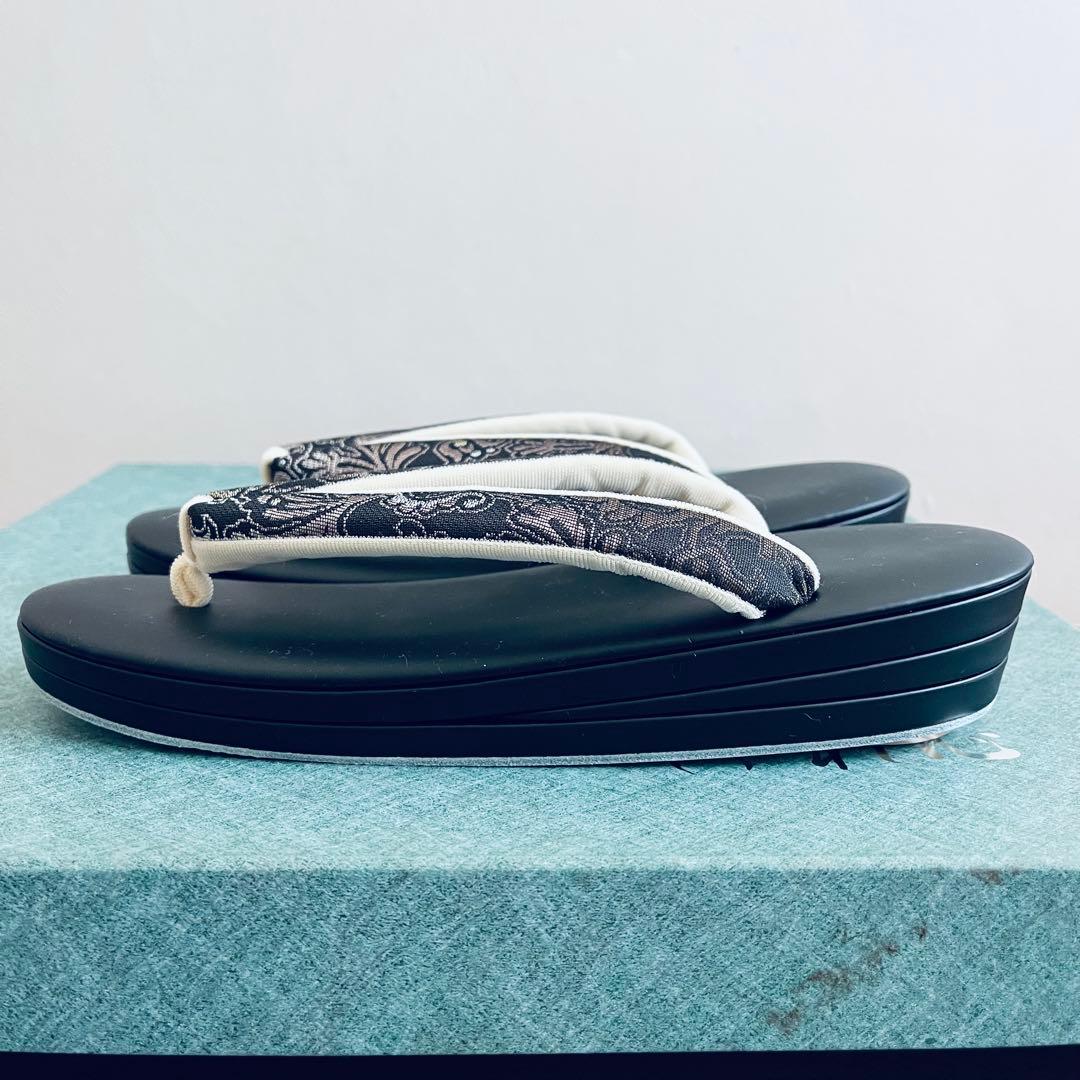 【新品未使用】西陣織 おしゃれ草履＆バッグセット Mサイズ シックモダン