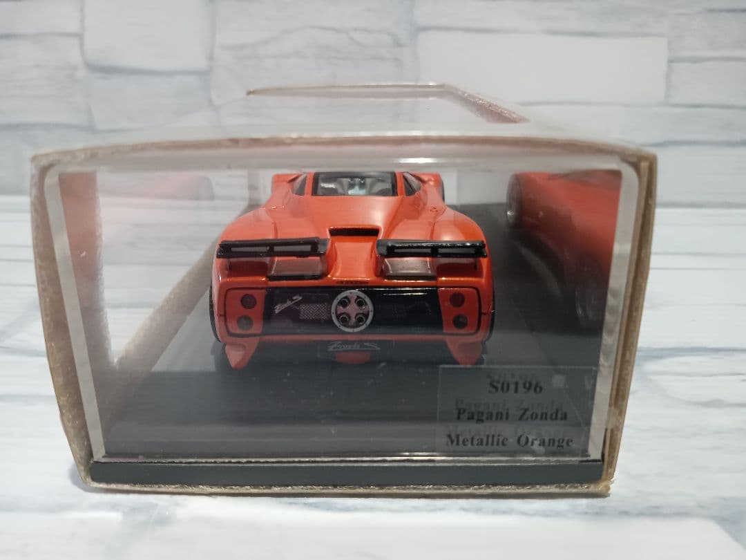 1/43 スパーク　パガーニ　ゾンダ　ミニカー　オレンジメタリック