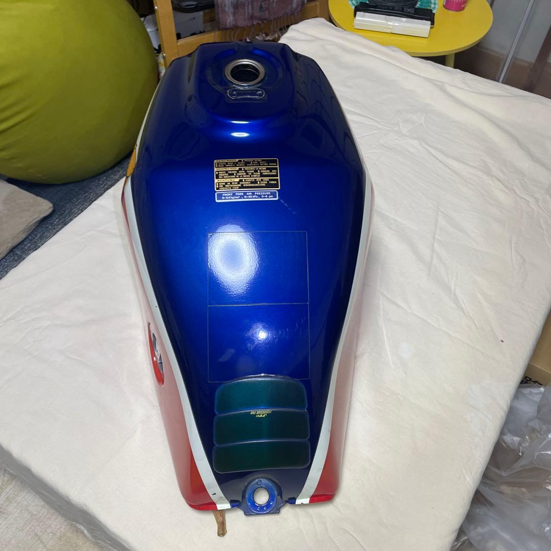 VF1000R 中古燃料タンク