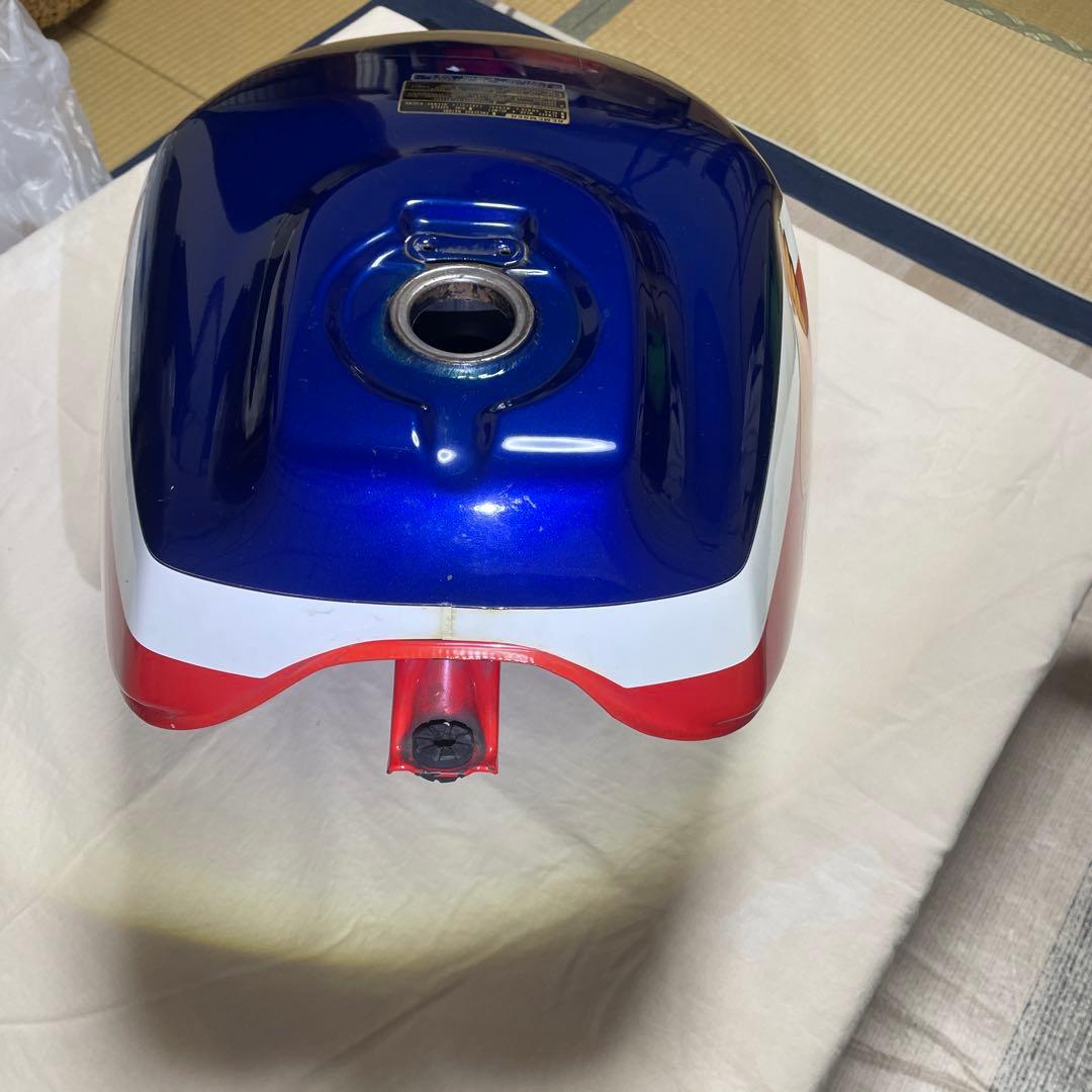 VF1000R 中古燃料タンク