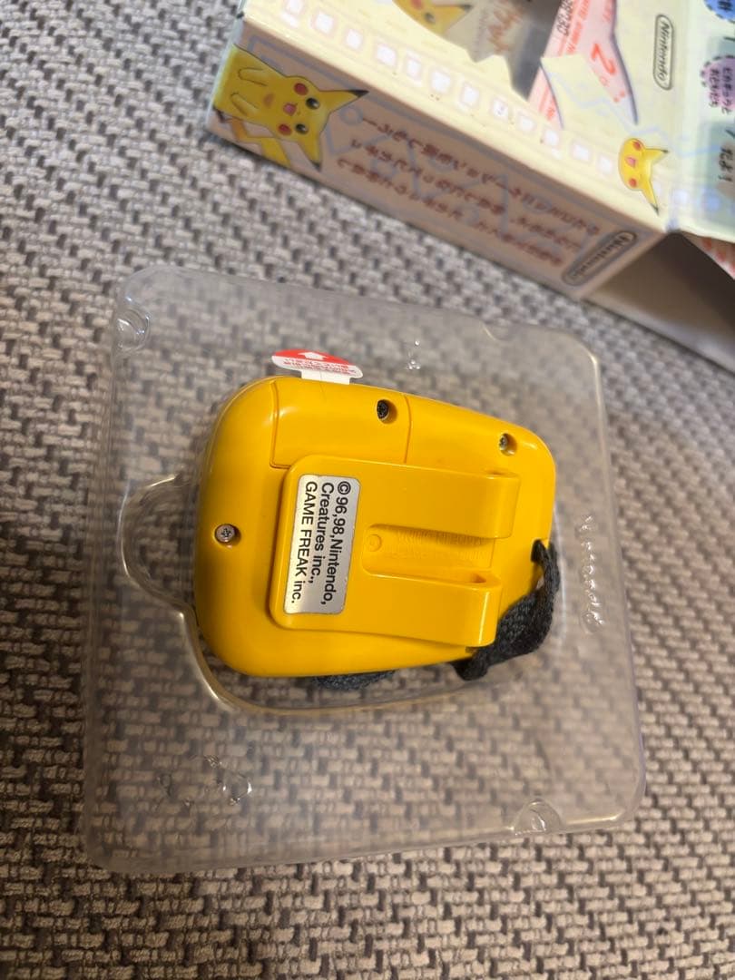 Nintendo ポケットピカチュウ 新品・箱など傷あり
