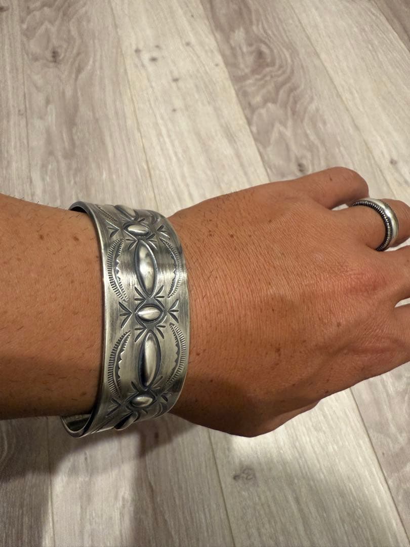 ナバホ　ヴィンテージ　バングル　インゴット