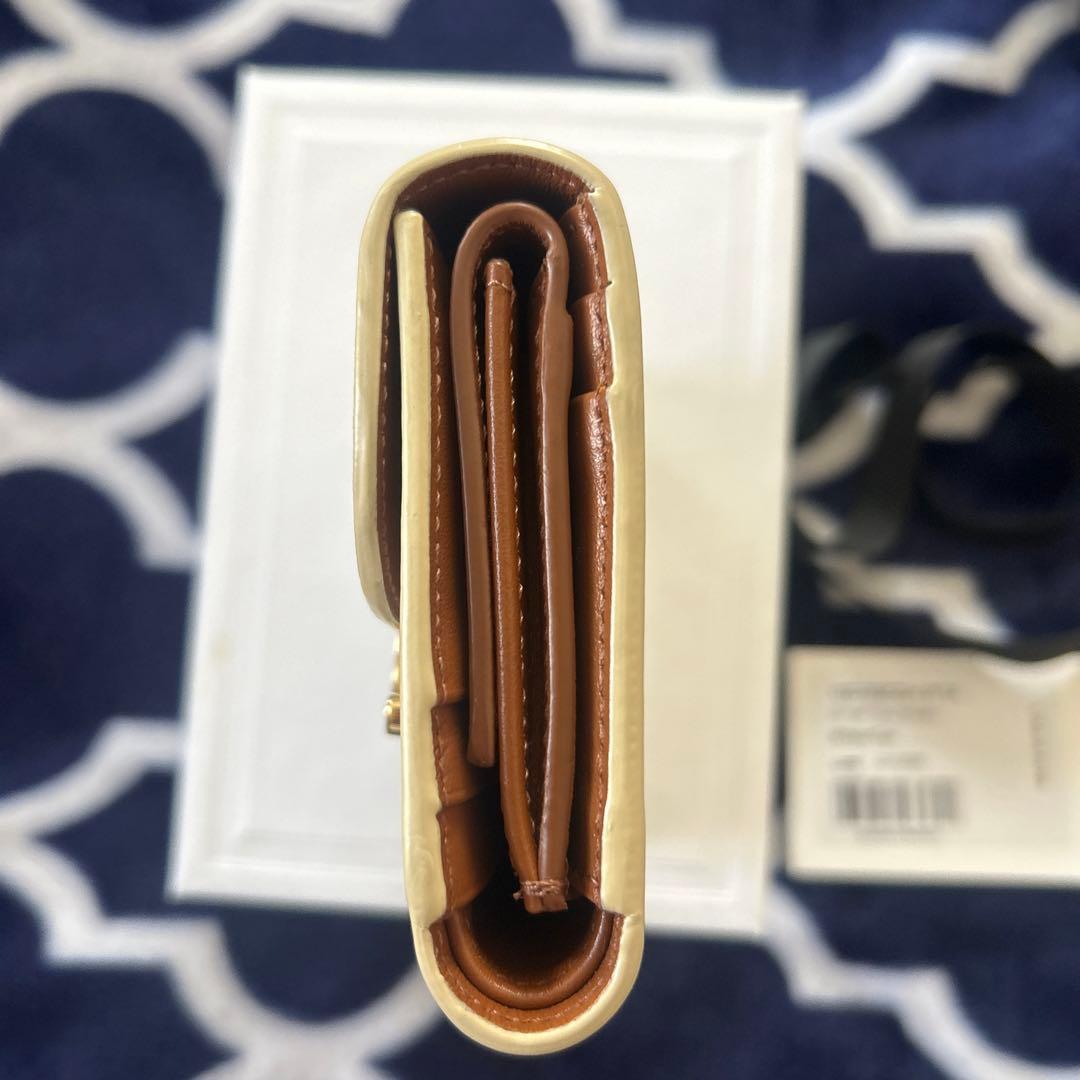 [最終価格]美品CELINE トリオンフ　三つ折り財布 アイボリー/ゴールド