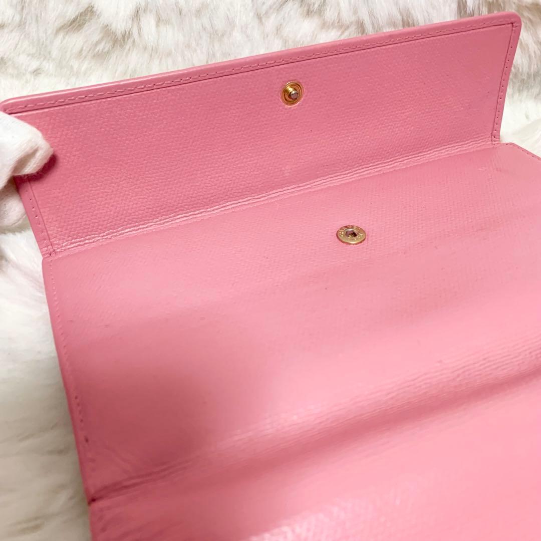 可愛いピンク！CHANEL　シャネル　ココマーク　二つ折り財布
