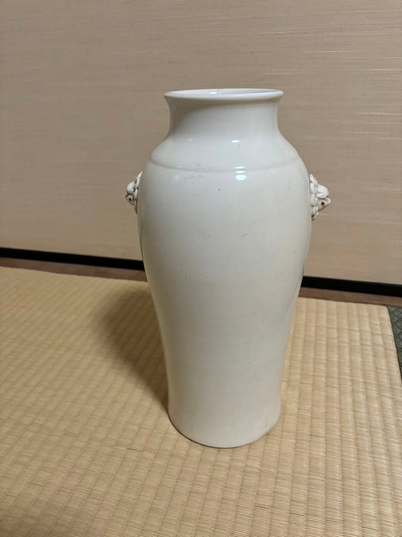 清時代　中国古美術　骨董品　唐物 白磁獅耳花瓶 壺 徳化窯