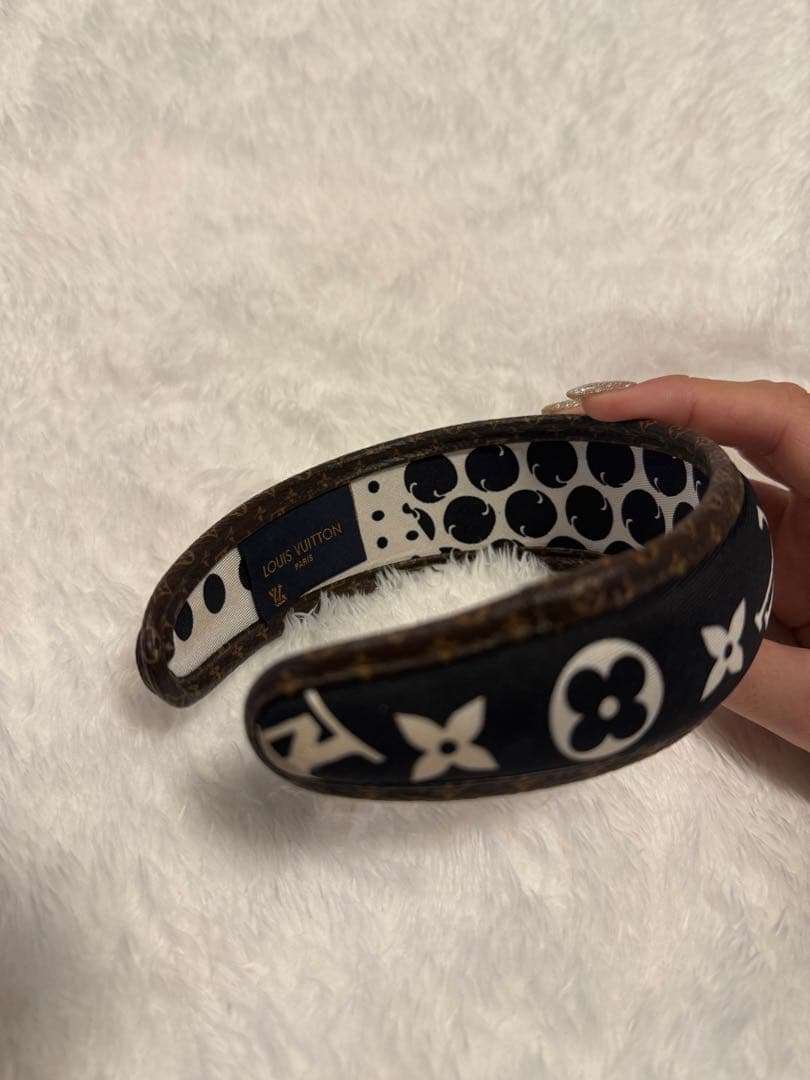 Louis Vuitton モノグラムカチューシャ