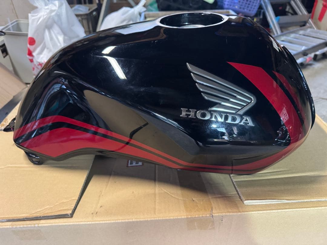 ホンダ　cb400sf NC42 タンク