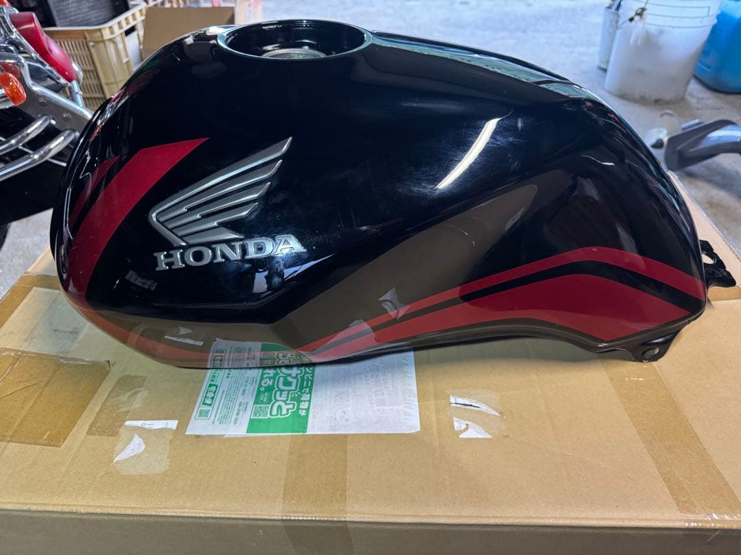 ホンダ　cb400sf NC42 タンク