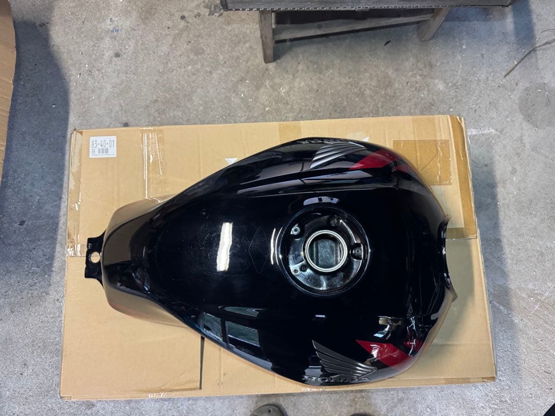ホンダ　cb400sf NC42 タンク