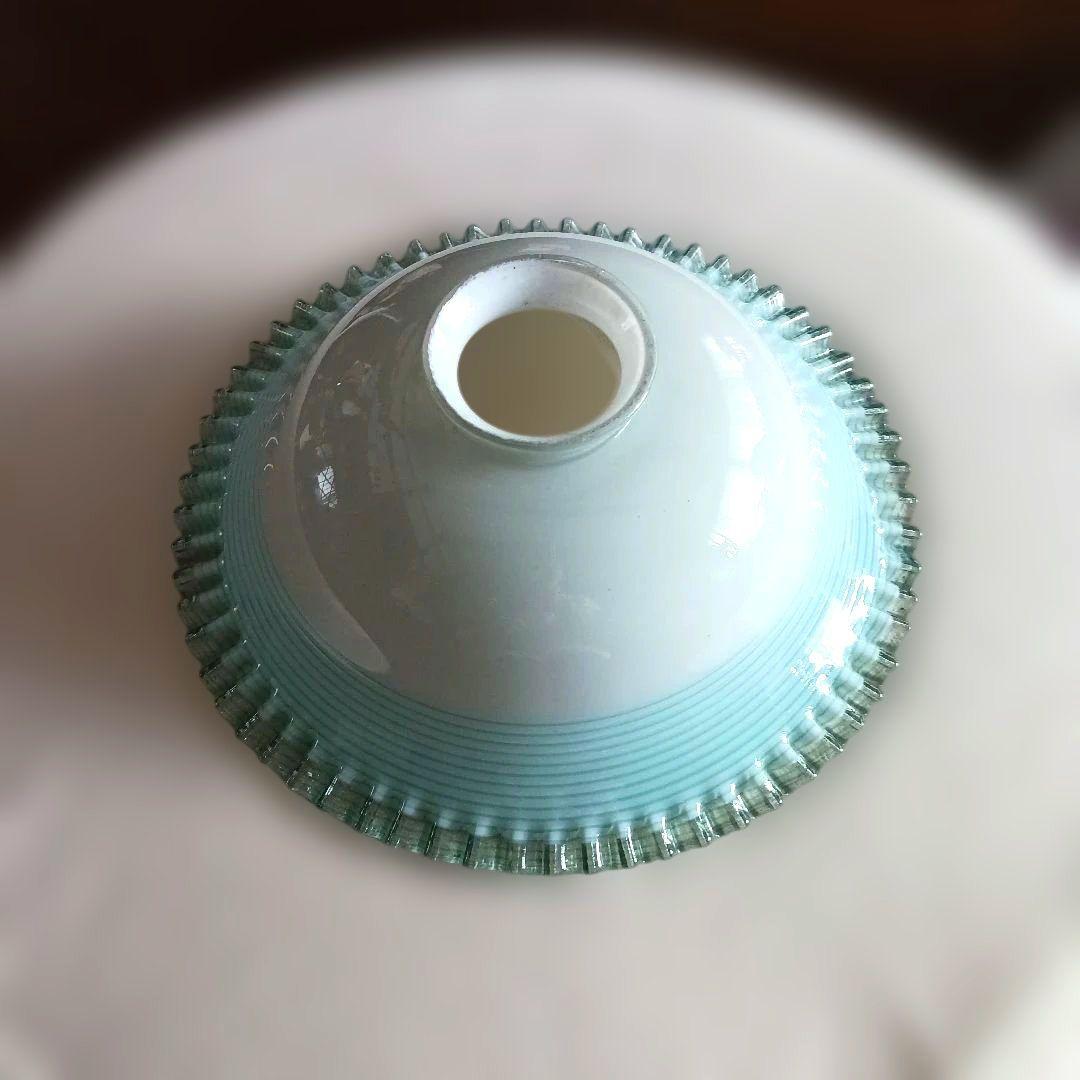 ガラスランプシェード 　　　　アンティーク