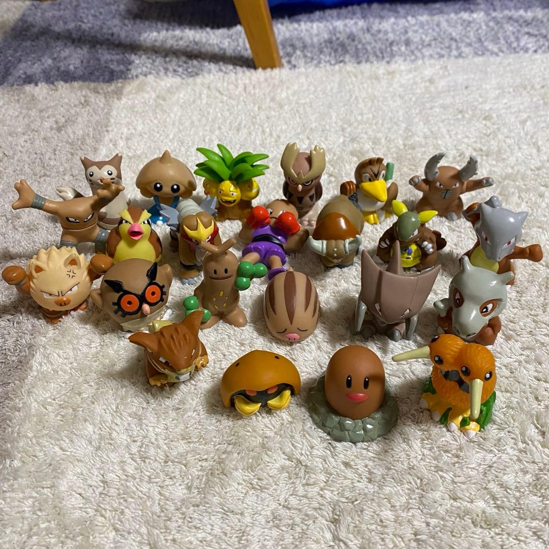 初期ポケモンゆび人形 約200体⭐︎クリアや人間キャラあり⭐︎大量まとめ売り