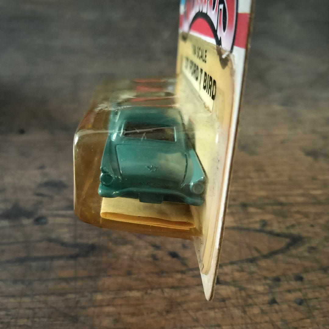ERTL '57フォードTバード当時物 ヴィンテージミニカー1/64 海外物レア