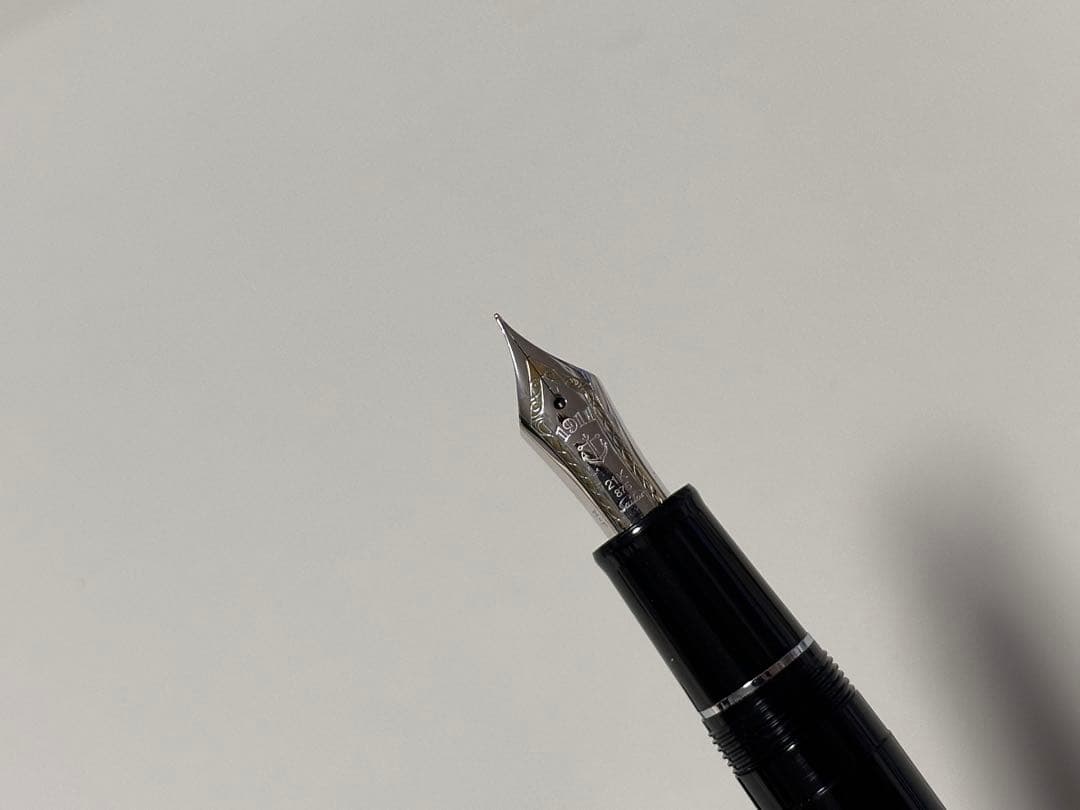 セーラー万年筆 プロフェッショナルギアΣ F字幅 銀 ブラック